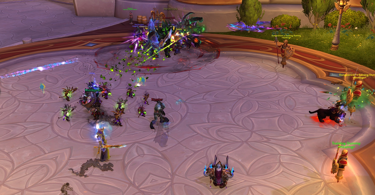 Отображать имена дружественных игроков цветами их классов в Midnight